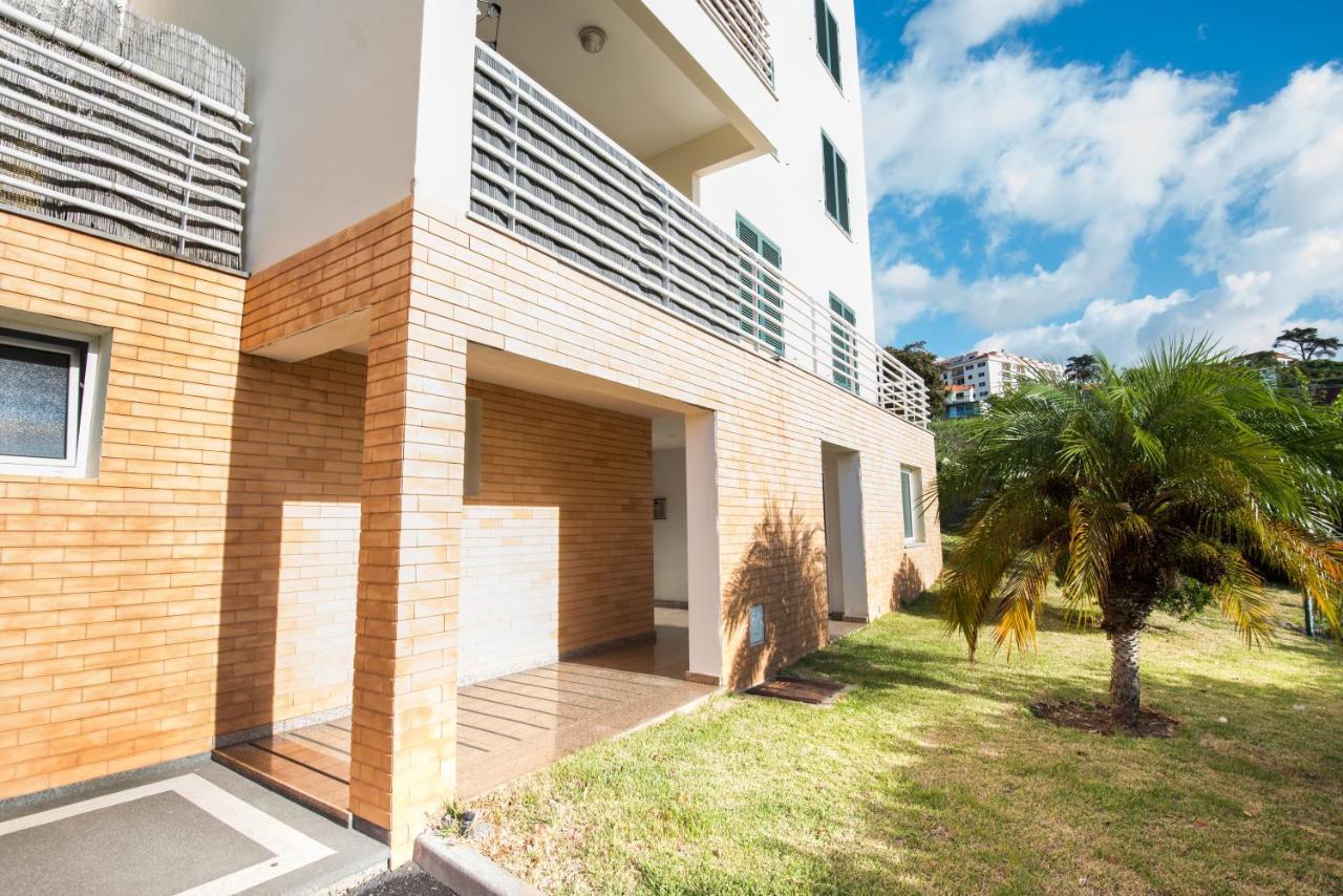 Tranquility Apartment Canico  Bagian luar foto